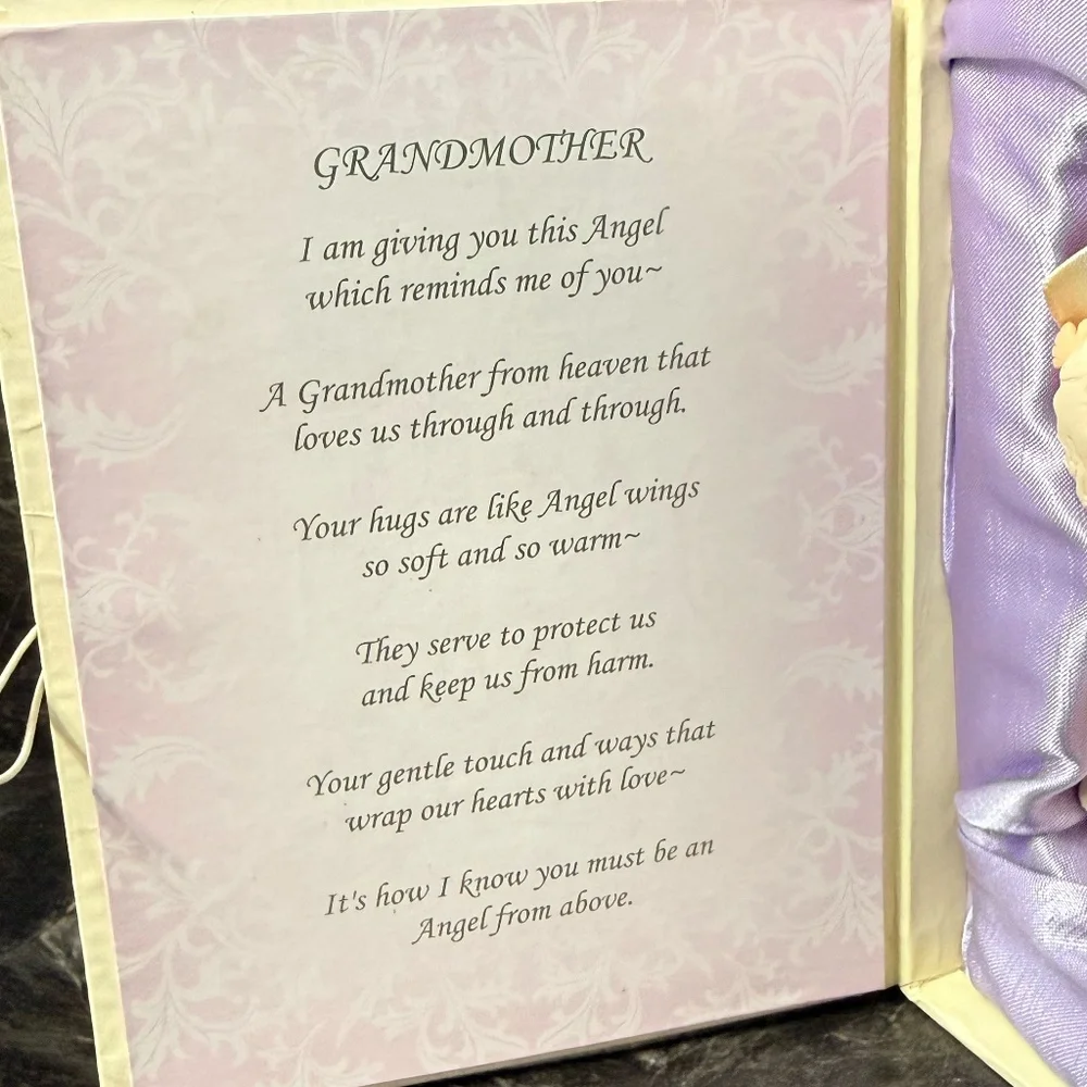 PAVILION GIFT COMPANY 2004 “Grandmother” Box with Angel Ornament
